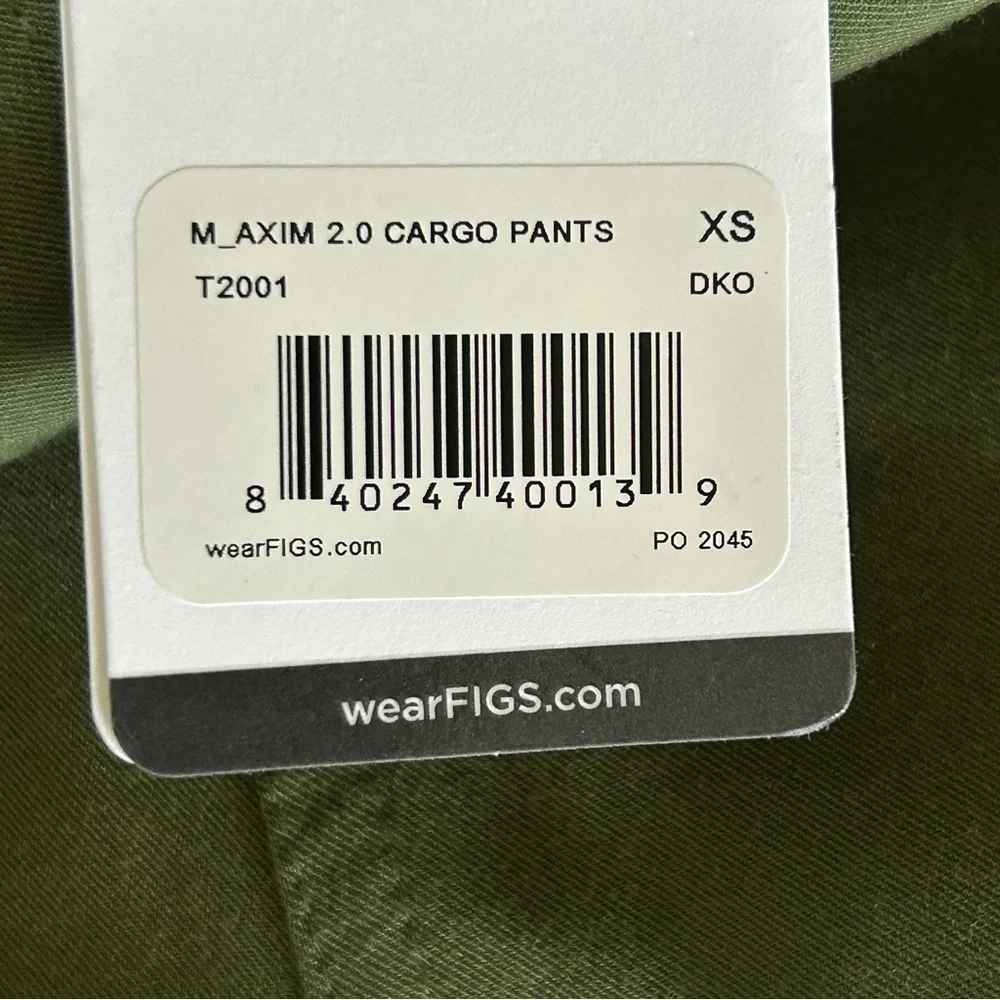 NWT Figs Axim 2.0 Cargo Scrub Pants in Dark Olive Green Size X-Small